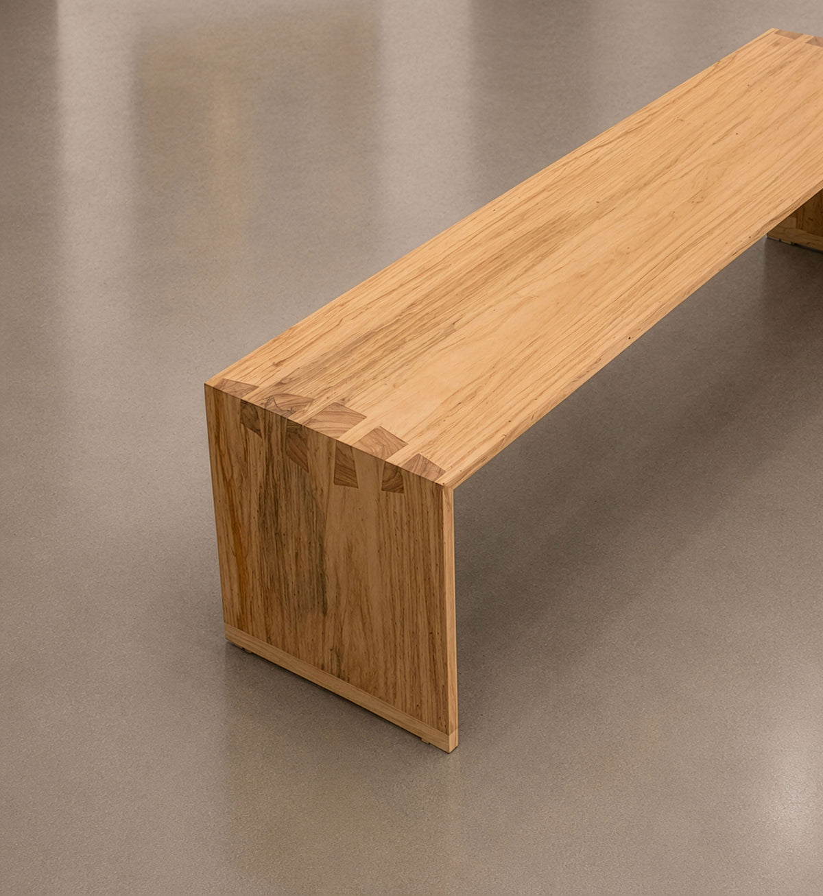 Dovetailed Gallery Bench